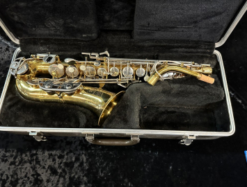 Selmer Bundy II Student Model Alto Sax in Gold Lacquer, Serial #859418